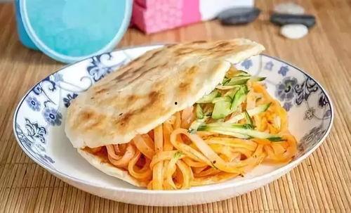 馍姑娘网红炸馍,网红美食背后的故事与魅力