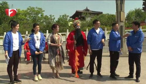 灵璧戴军帽网红打卡,网红新潮流